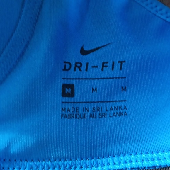 Nike medium dri-fit bra - Picture 3 of 3